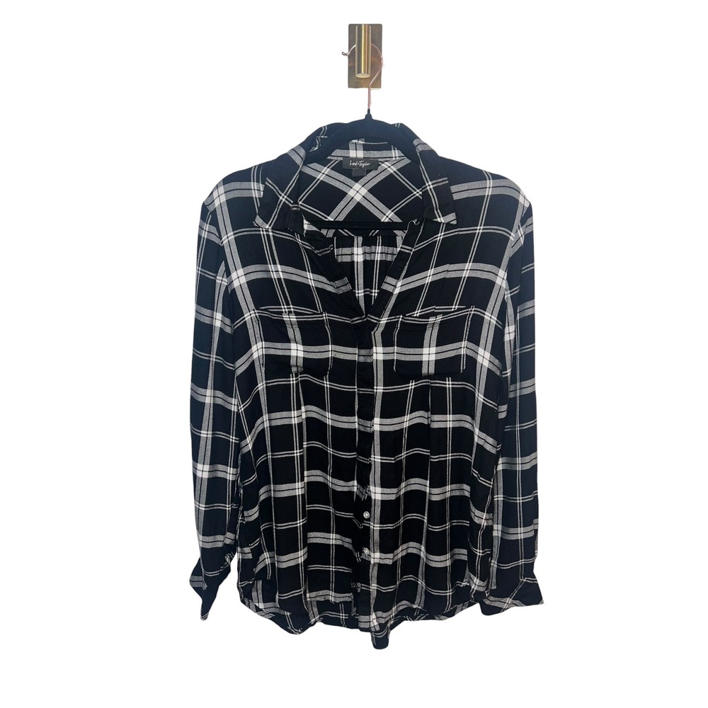 Grunge Plaid Button Shirt Down Roll Tab Casual Classic Black White Medium